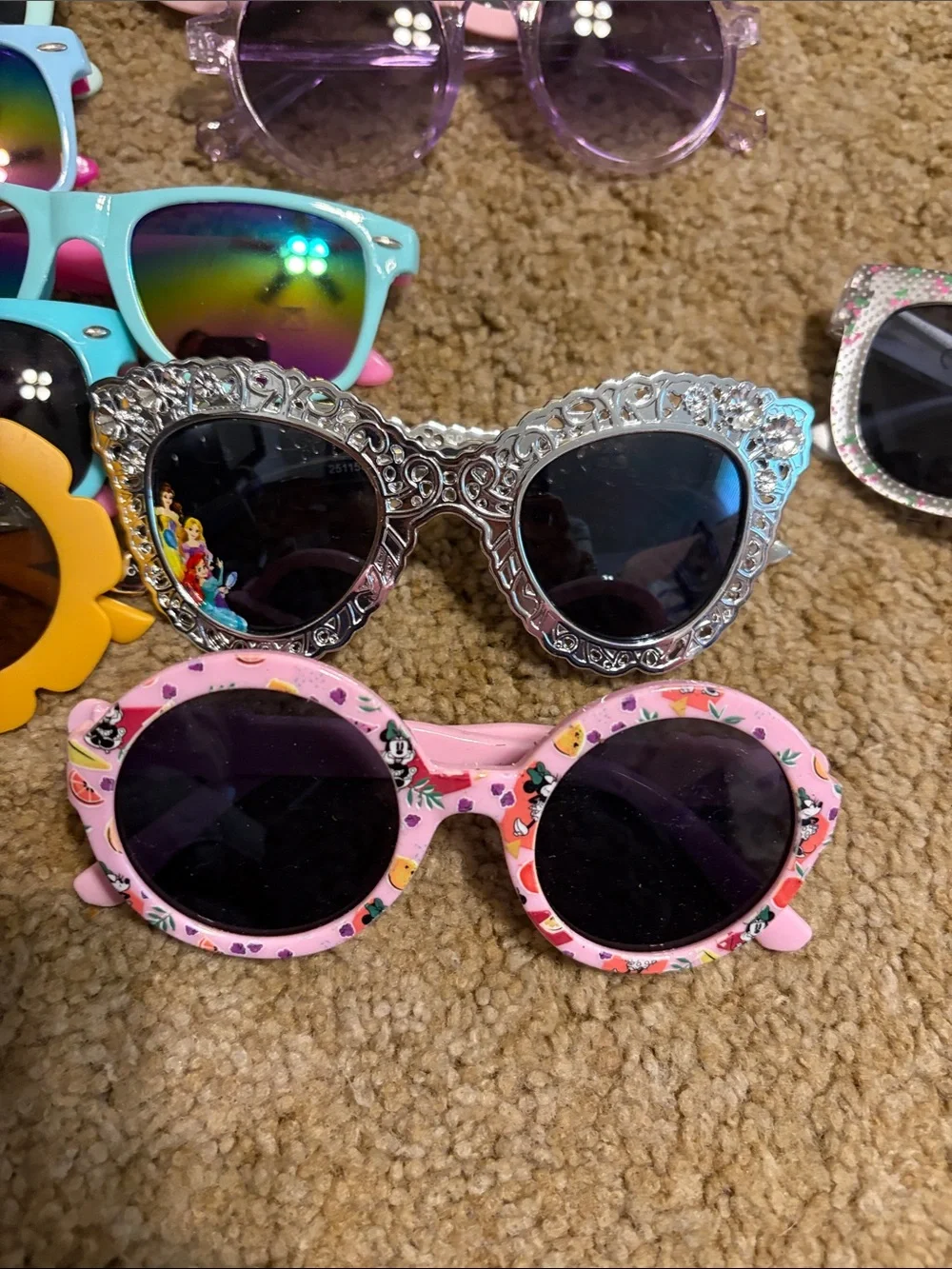 10 Assorted Girls Sunglasses