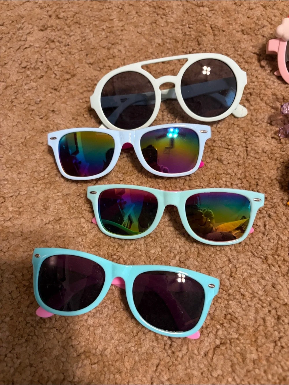 10 Assorted Girls Sunglasses