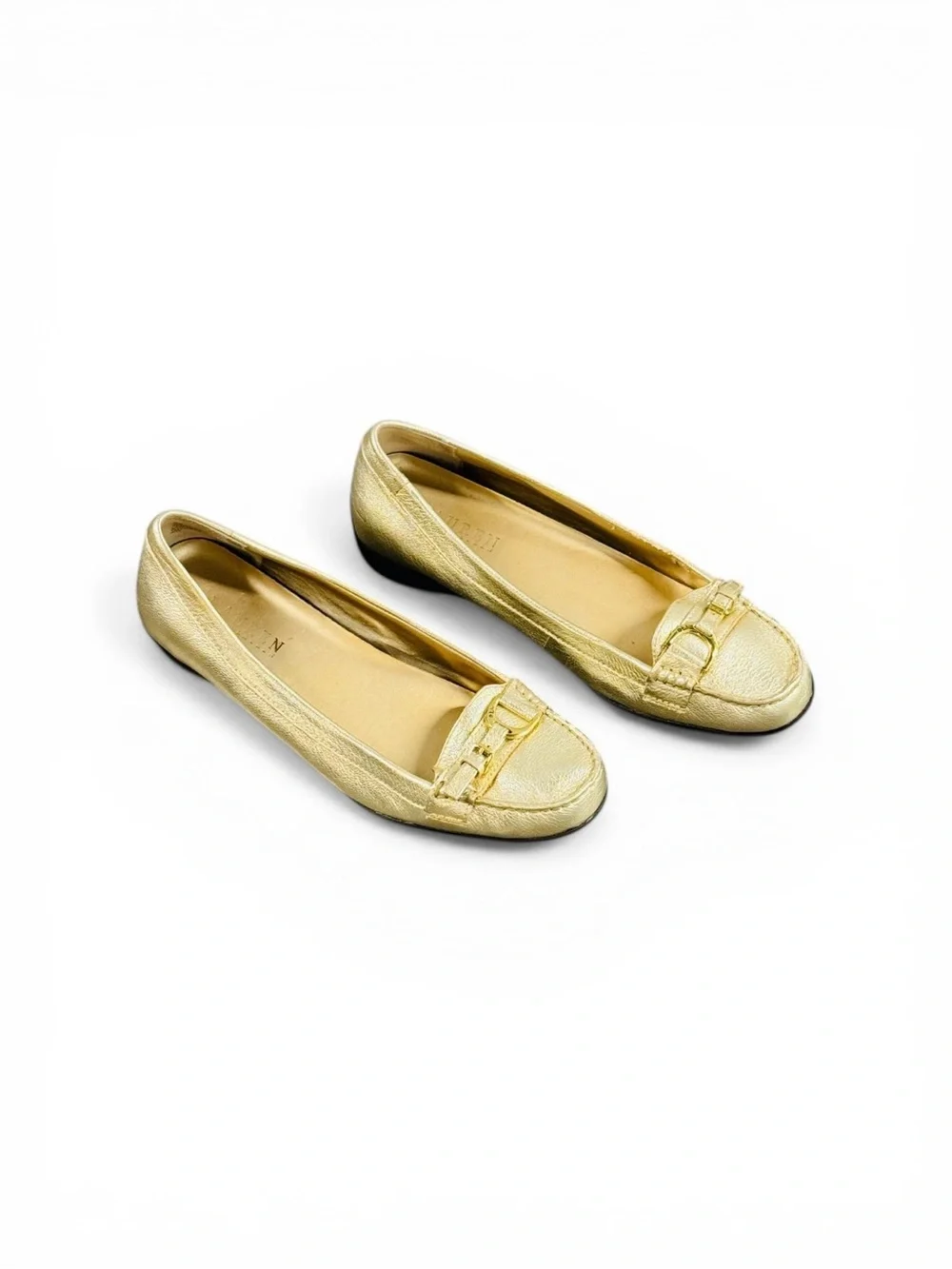 Ralph Lauren photographed subtle toe