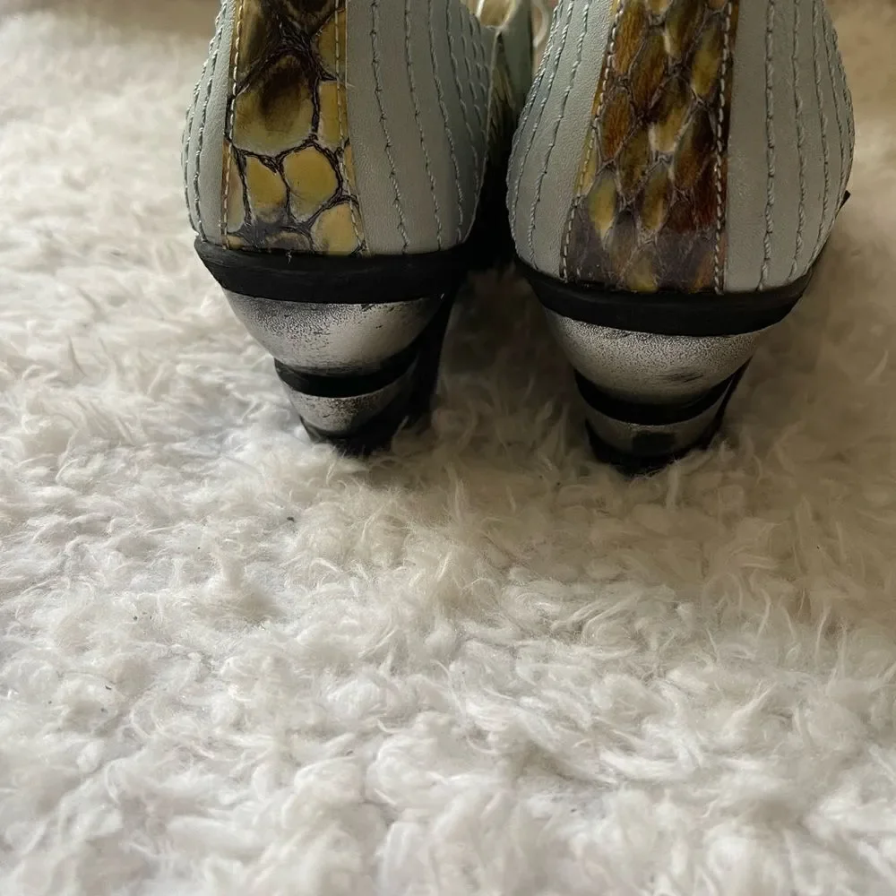 Eject owned patent lace