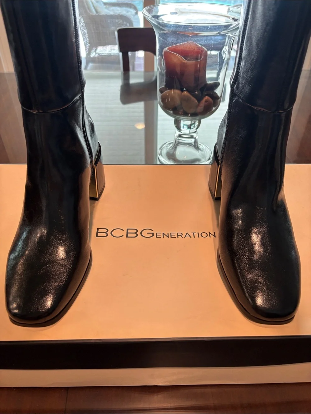 BCBGeneration sleek black