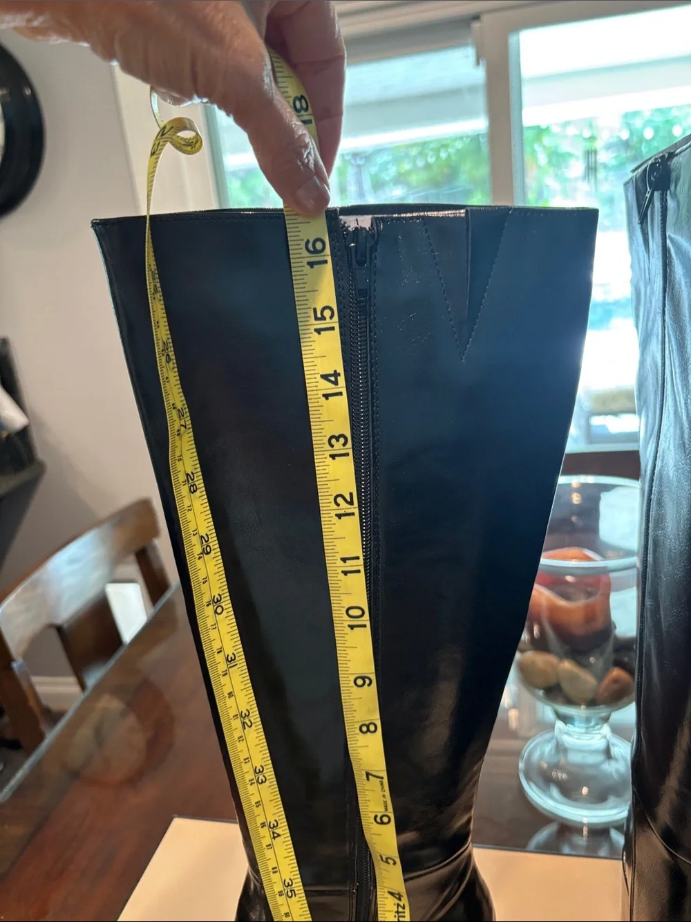 BCBGeneration sleek black