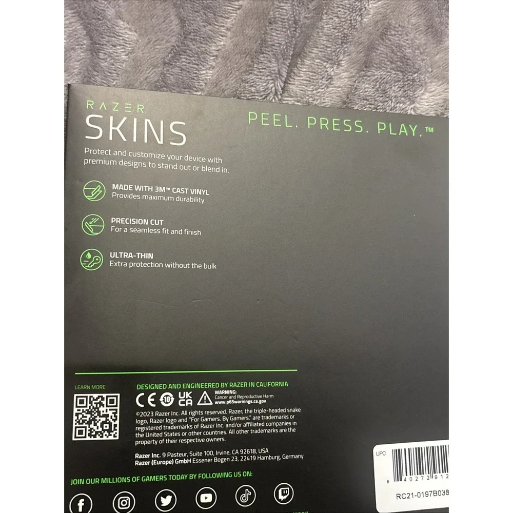 Razer console skin