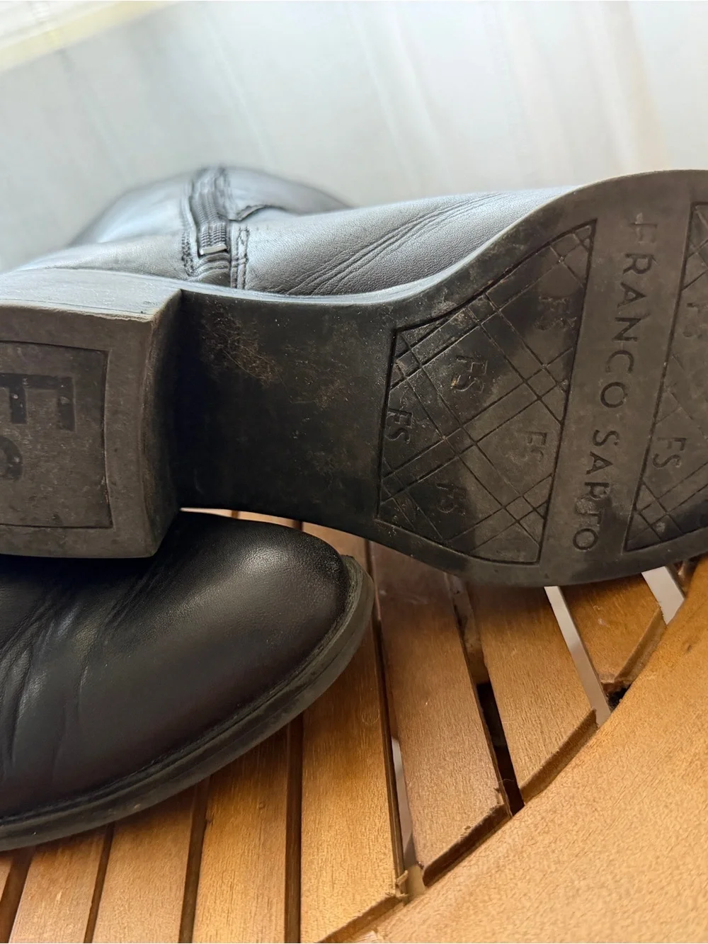 Franco Sarto good original