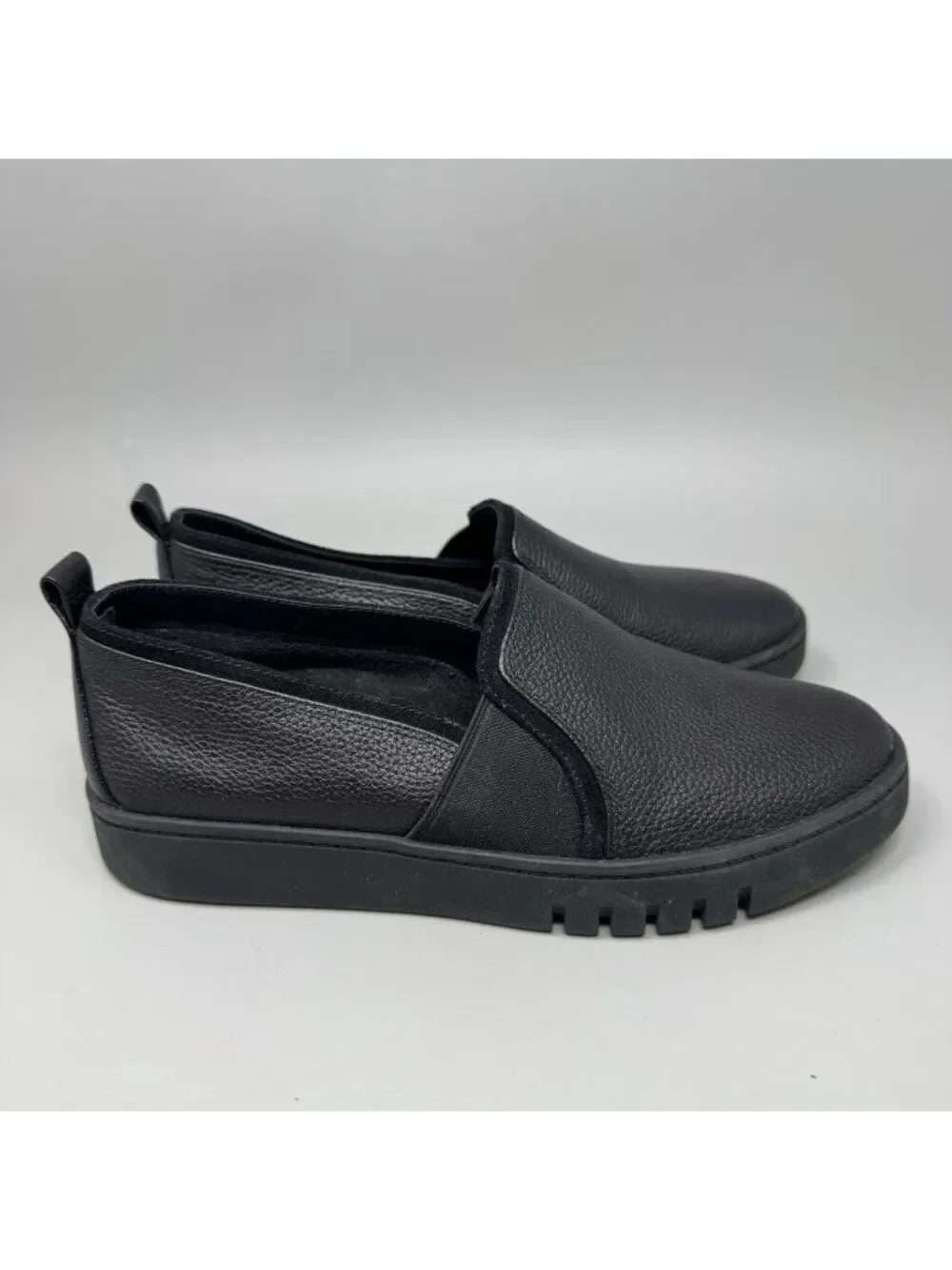 Vionic Women's Cambria Slip-On Casual Sneakers Black Size 6.5