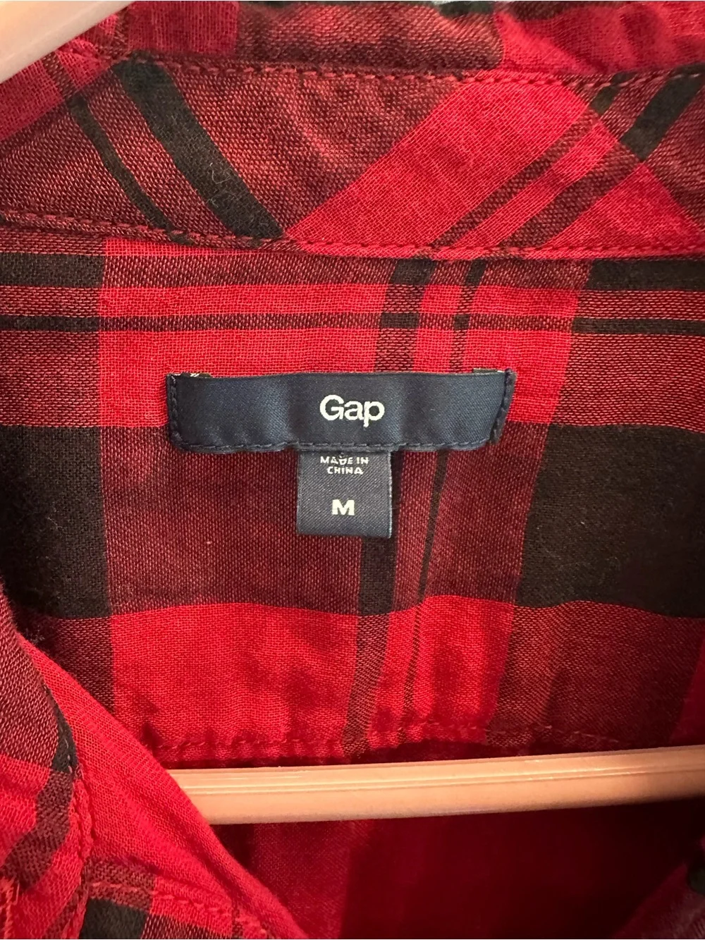 GAP plaid button