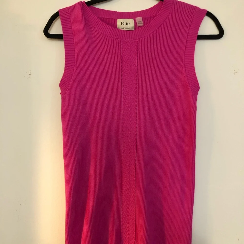 Elie Tahari Sleeveless Ribbed Tank in Fuchsia