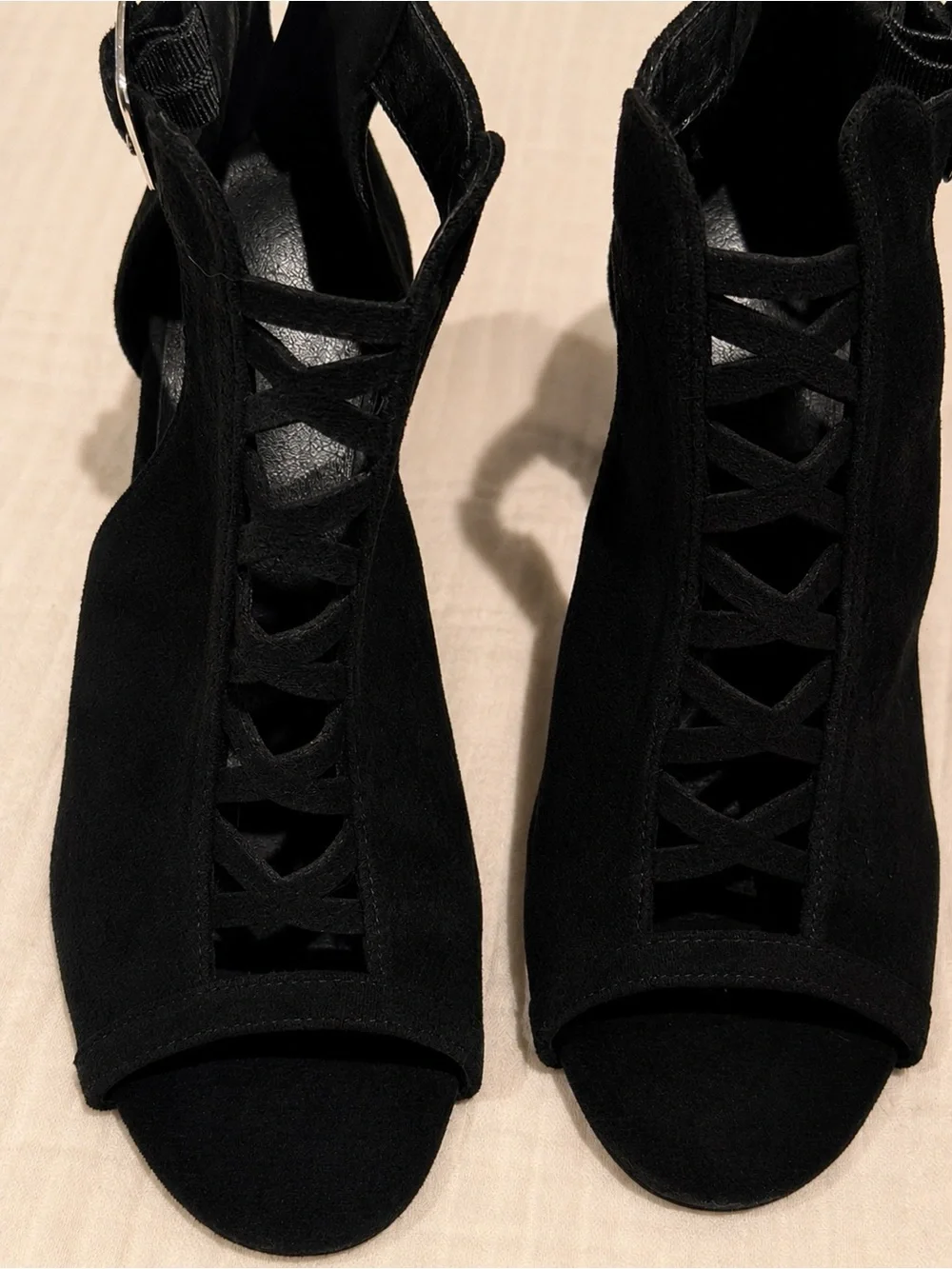 N/A stylish black