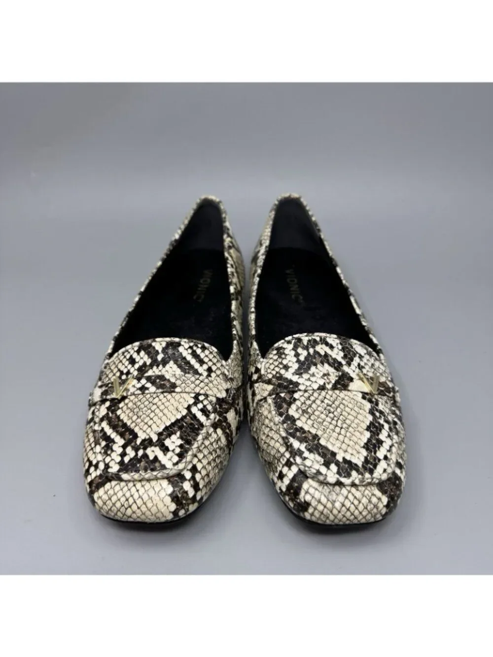 Vionic hayes loafer