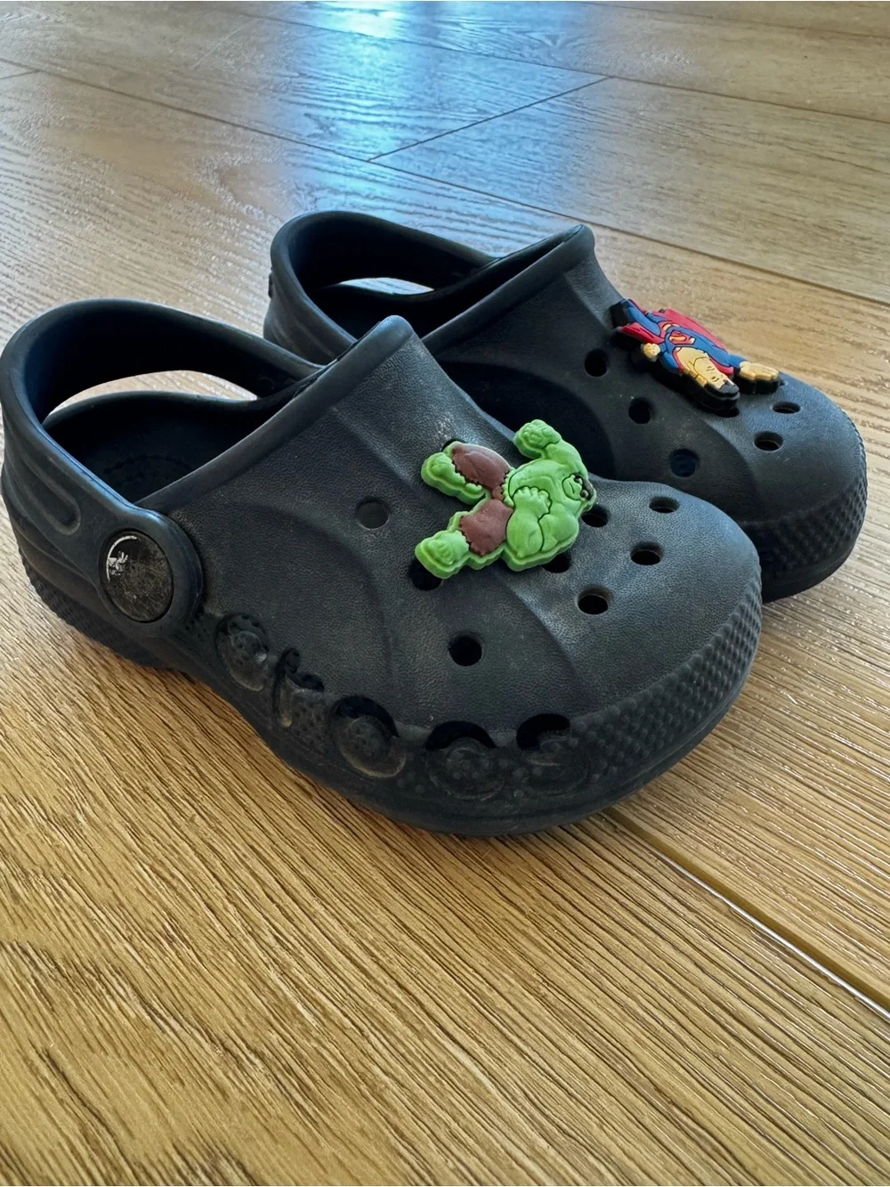 CROCS lightweight clogs