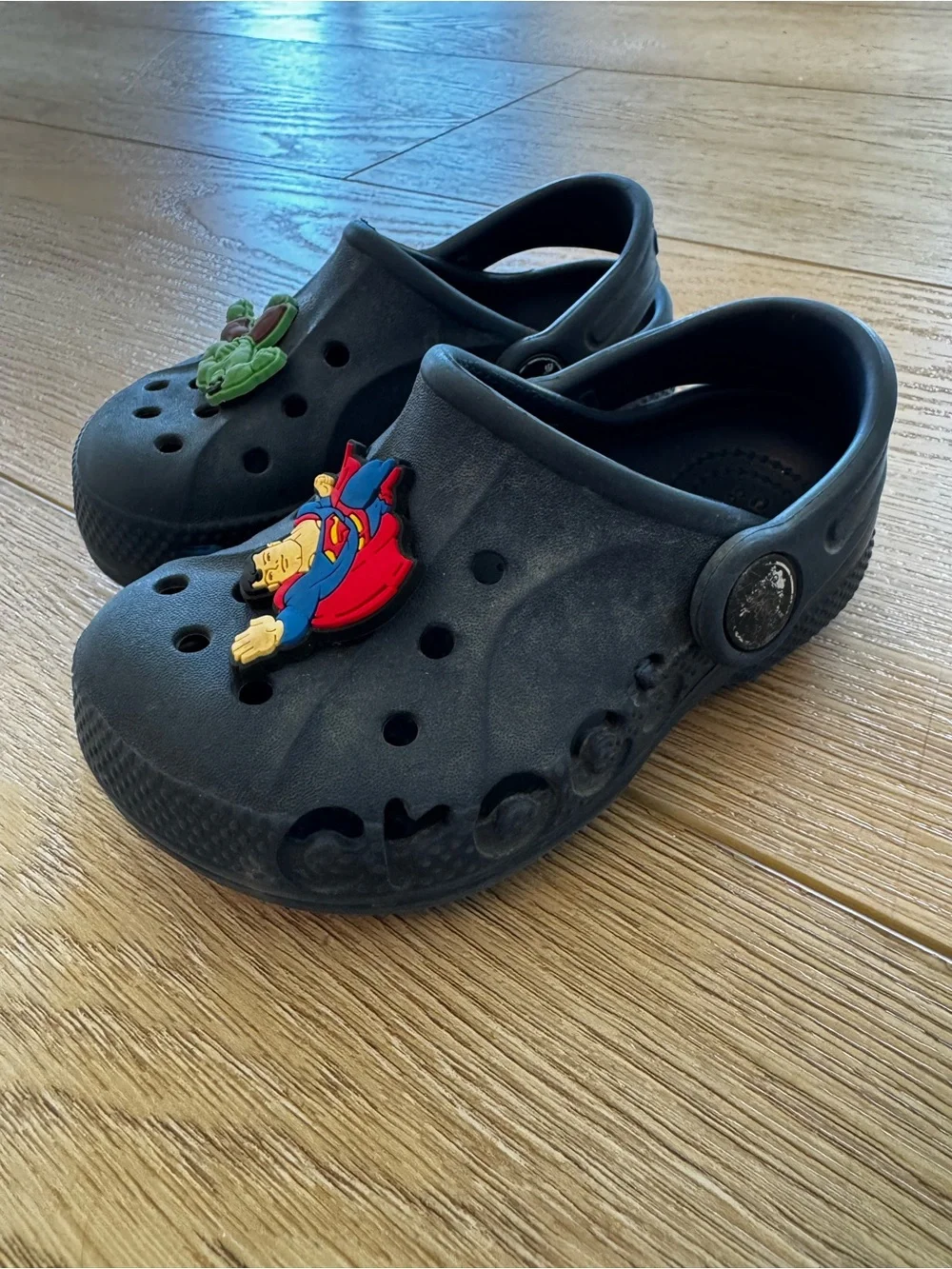 CROCS lightweight clogs