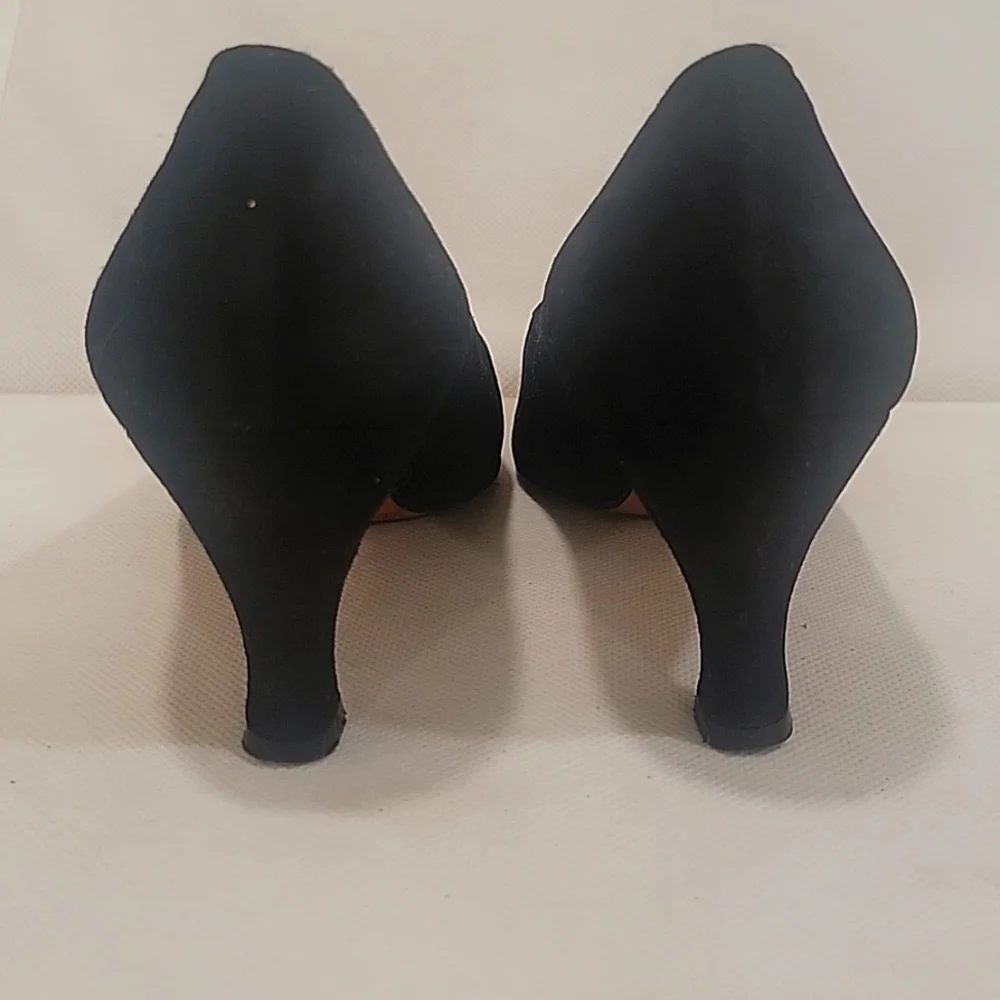 SALVATORE FERRAGAMO BLACK SUEDE 2-3/4