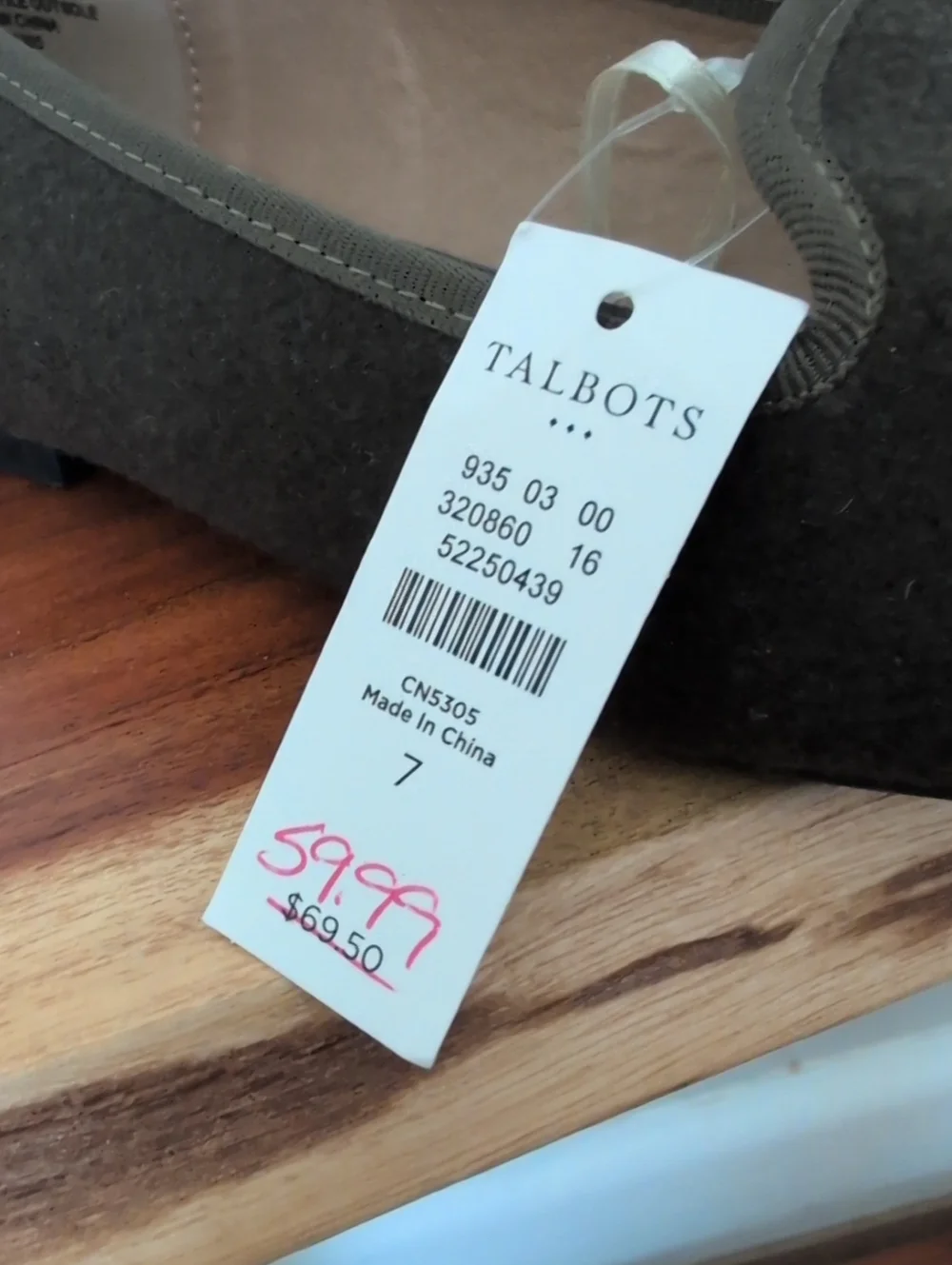 NWT Talbots Olive Embroidered SlipOn Loafers with Red & Gold Fall Leaf Accents 7