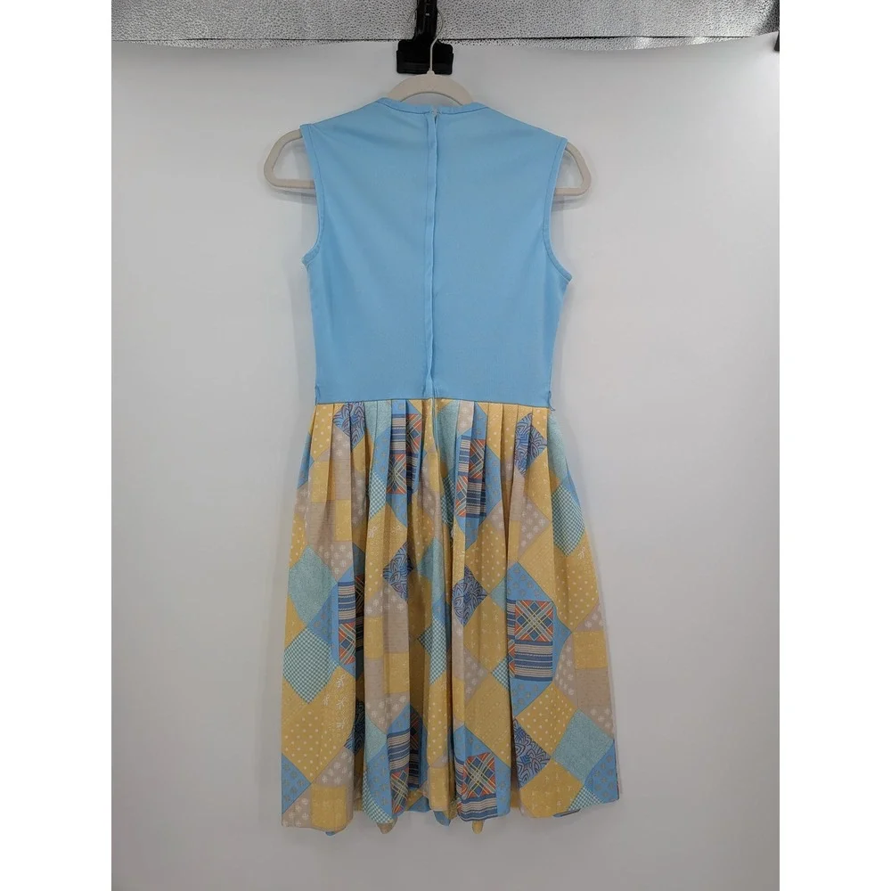 N/A tradwife 1970s