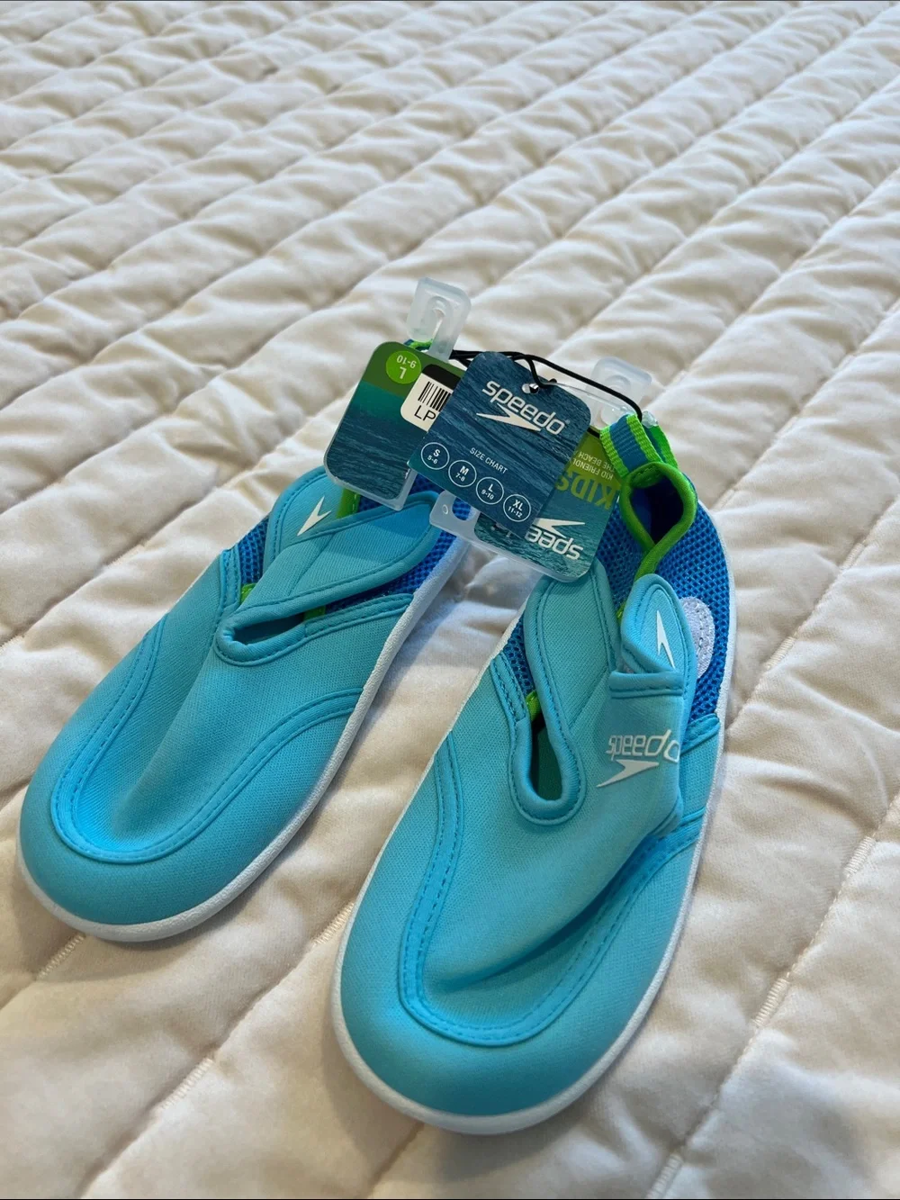 🦚 NWT - Speedo Kids Water Shoes in Aqua Blue L (9-10)