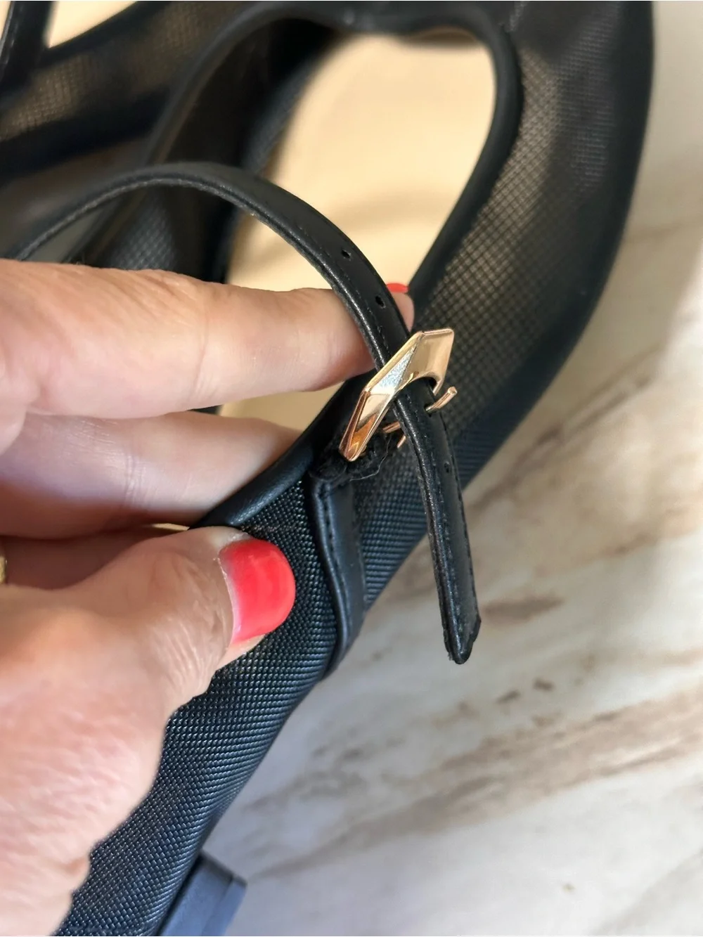 Jessica Simpson jane buckle mesh