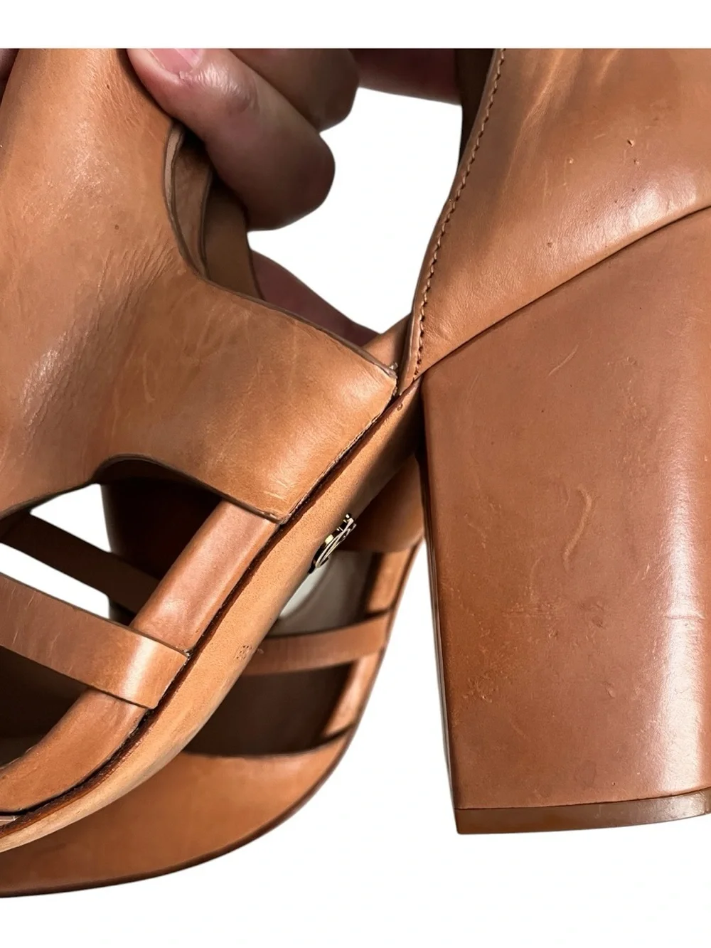 Vince Camuto vince camuto