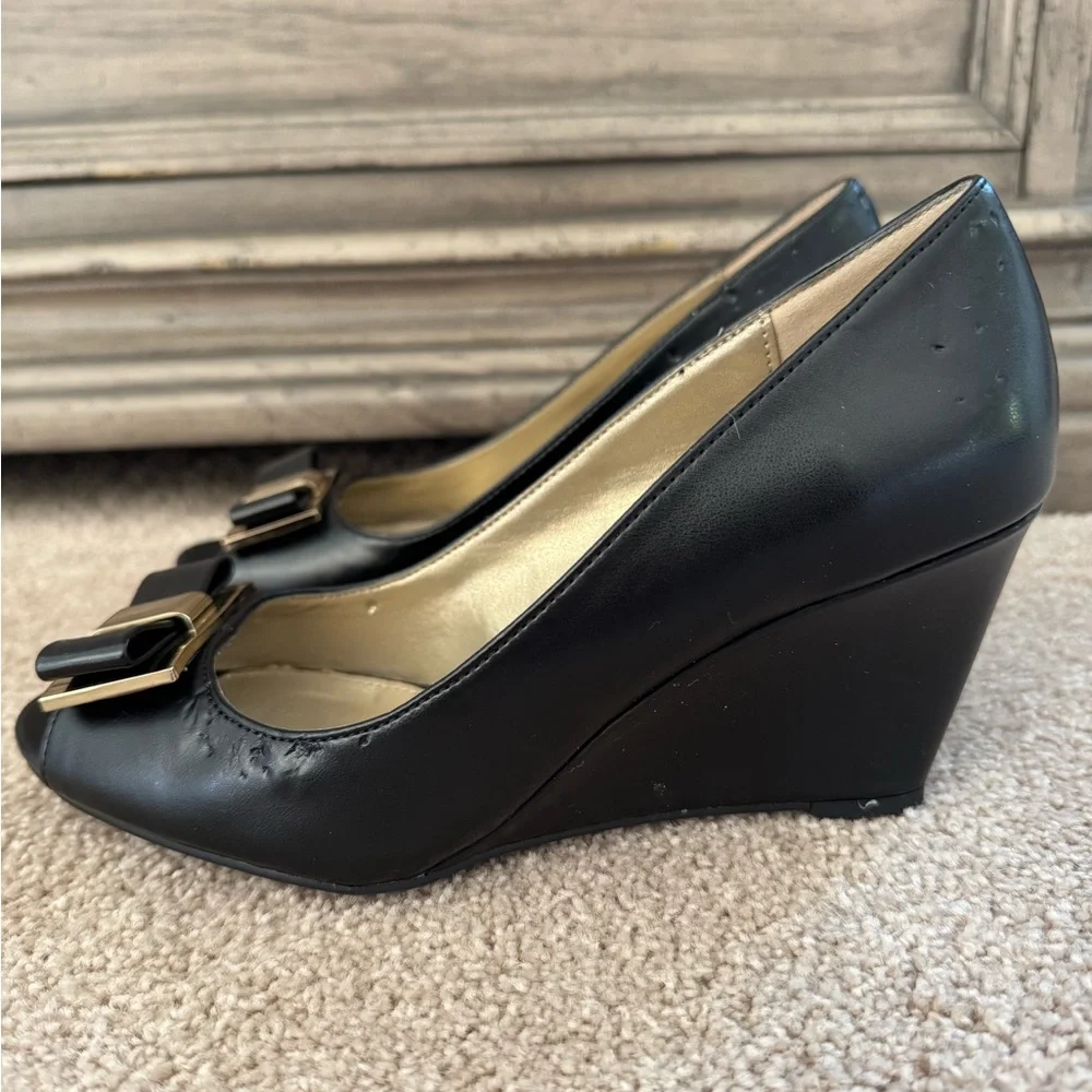Bandolino vintage black formal