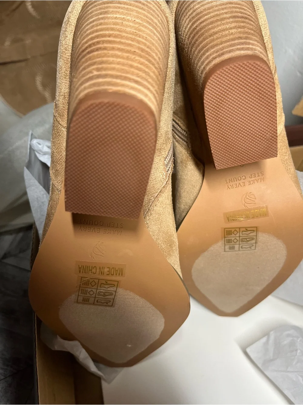 Oasis Society beige heel