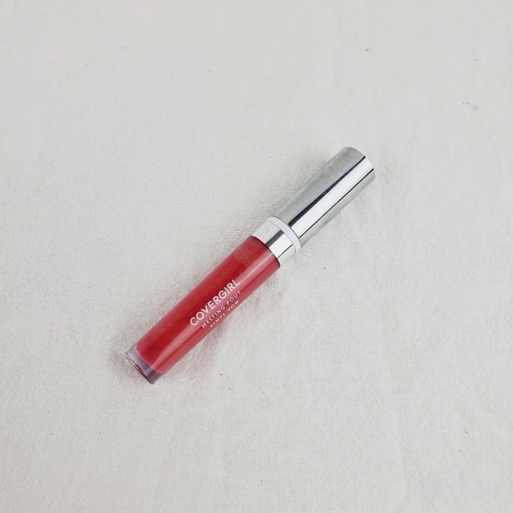 Covergirl melting pout Vinyl Vow Lip Gloss