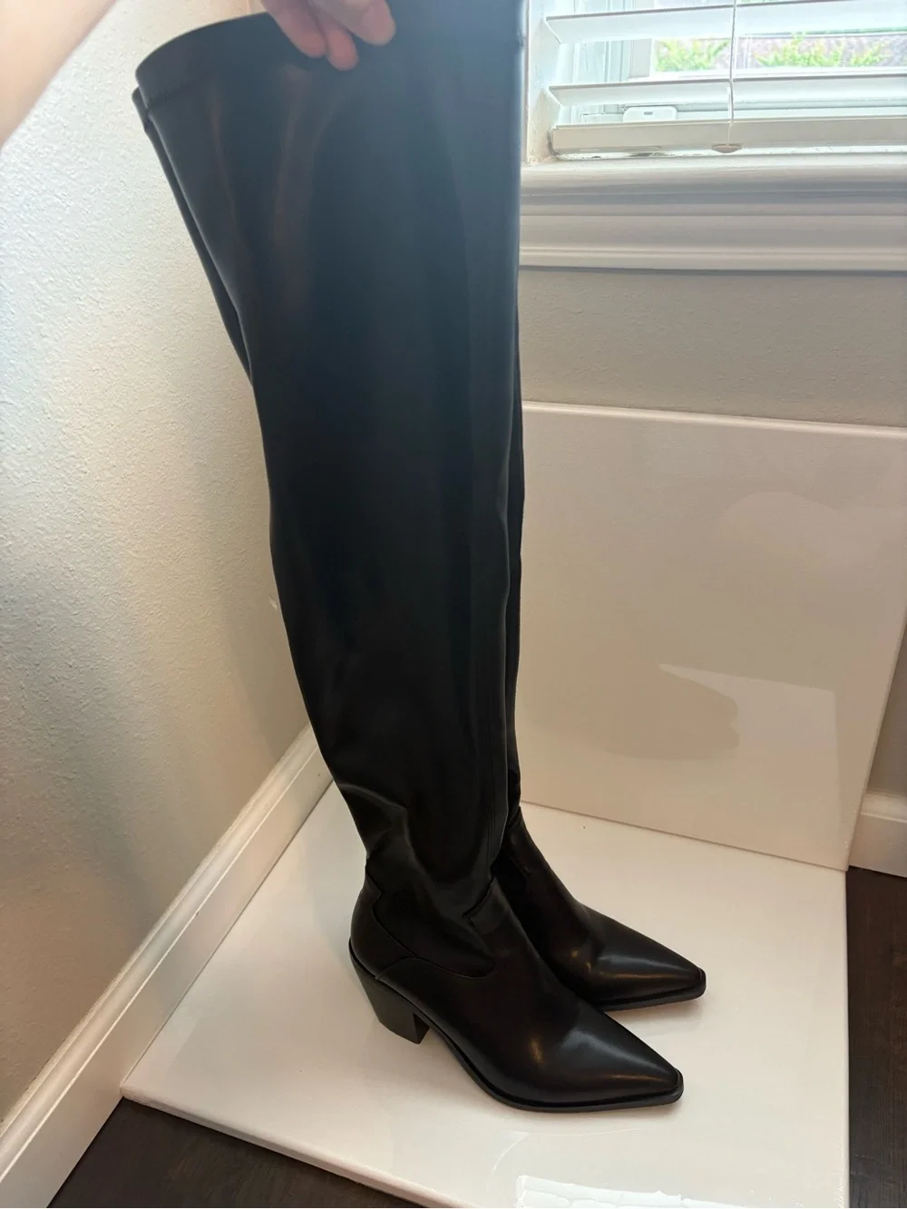 Elegastep timeless black
