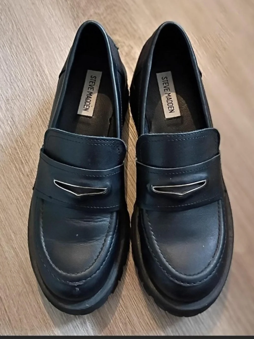 Steve Madden unisex slip