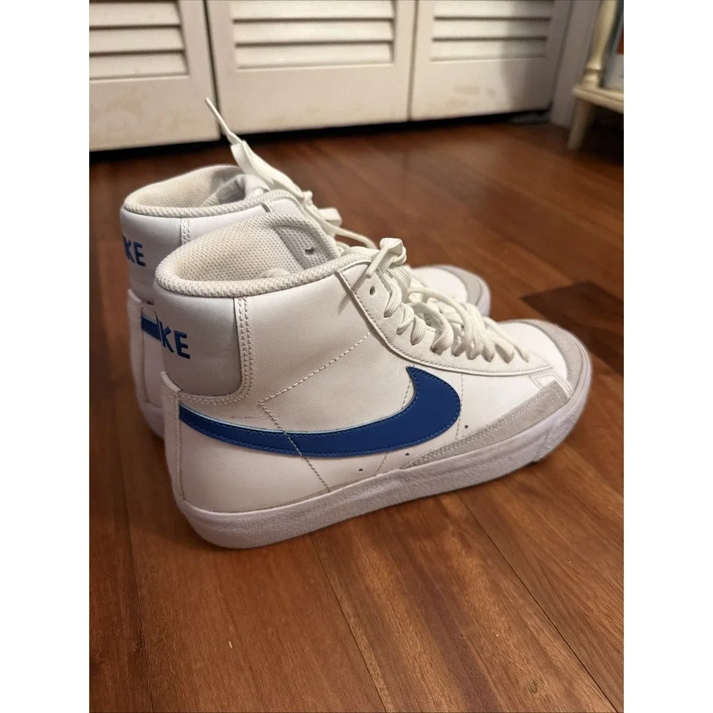 Nike blazer mid