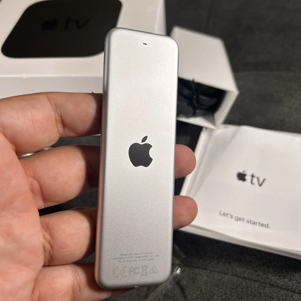 Apple TV 32GB 4K HD Media Streamer - Black (MQD22LL/A)