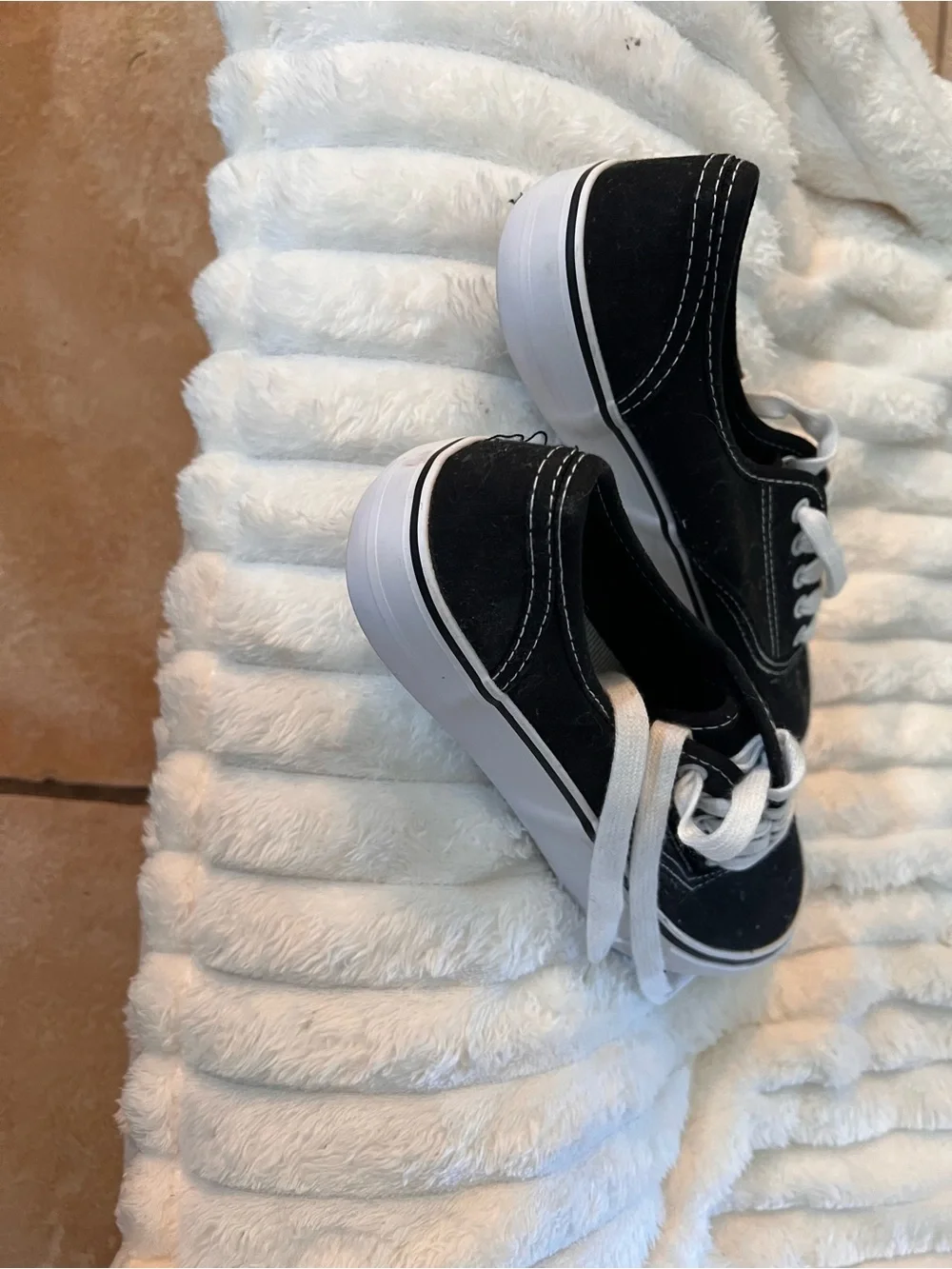 Mossimo Supply Co. low top