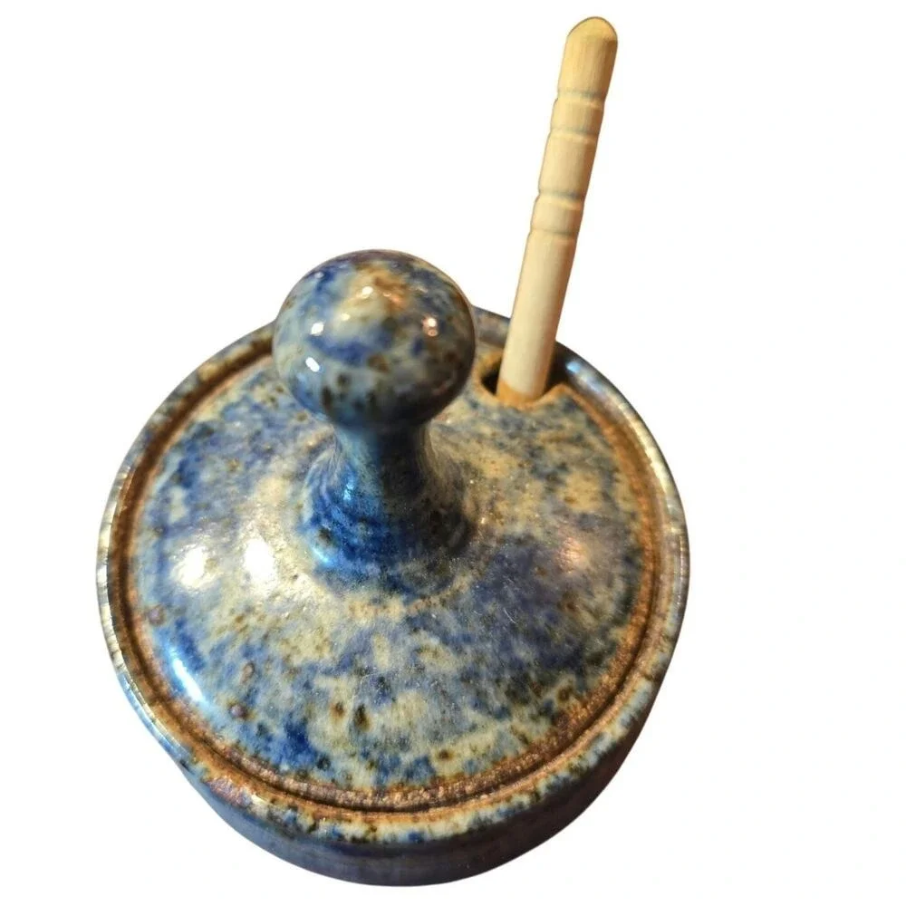 N/A stoneware signed
