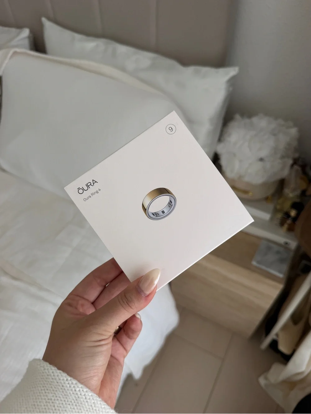 Oura ring metallic