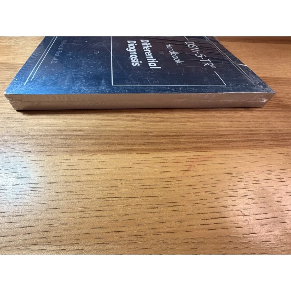 Brand New DSM-5-TR Handbook of Differential Diagnosis Paperback Michael B First