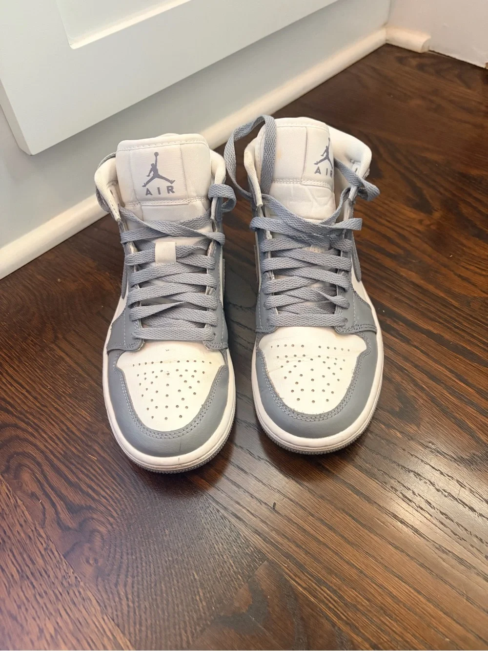 Jordan mid top
