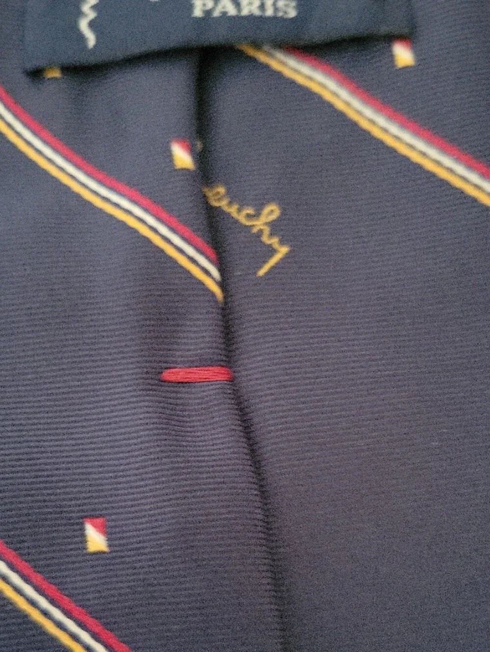 Givenchy elegant tie