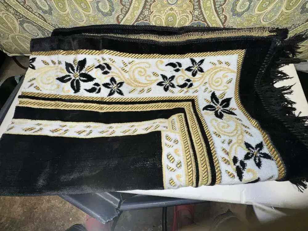 Black and Gold Floral Islamic Prayer Mat