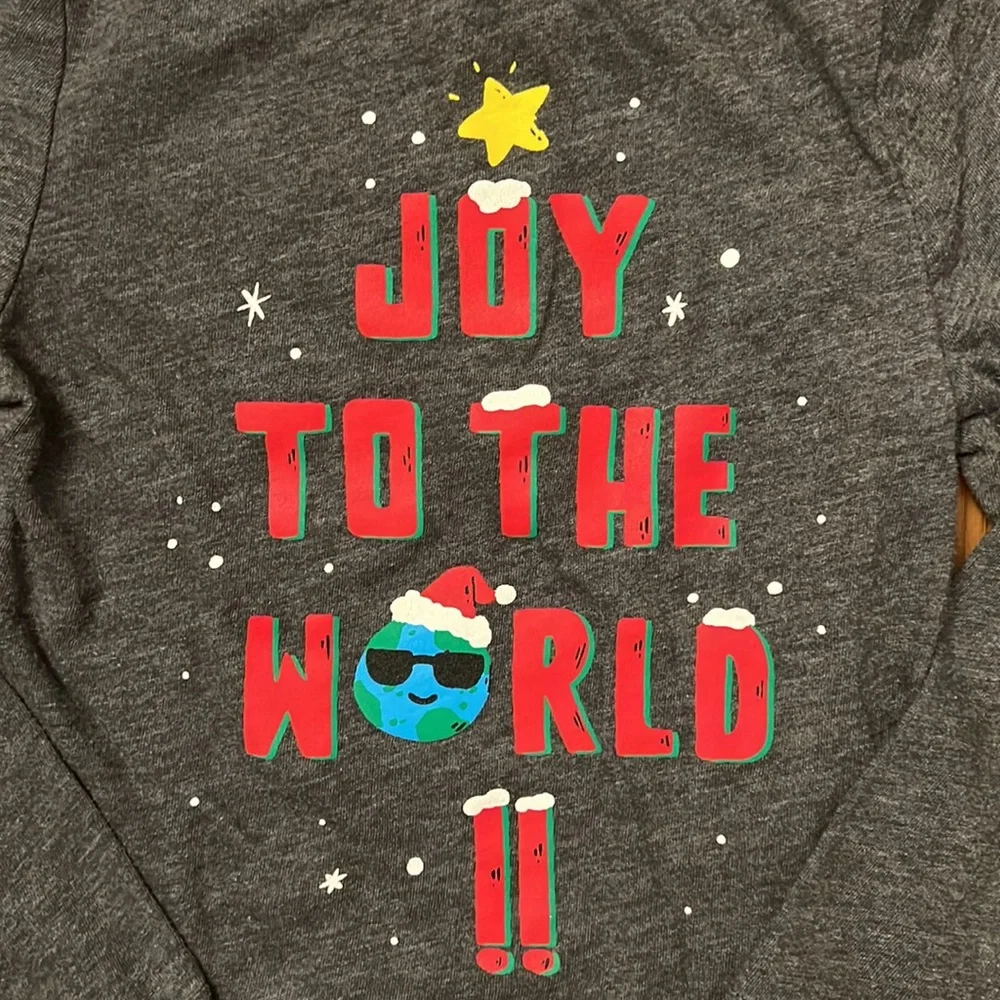 Old Navy 3t shirt