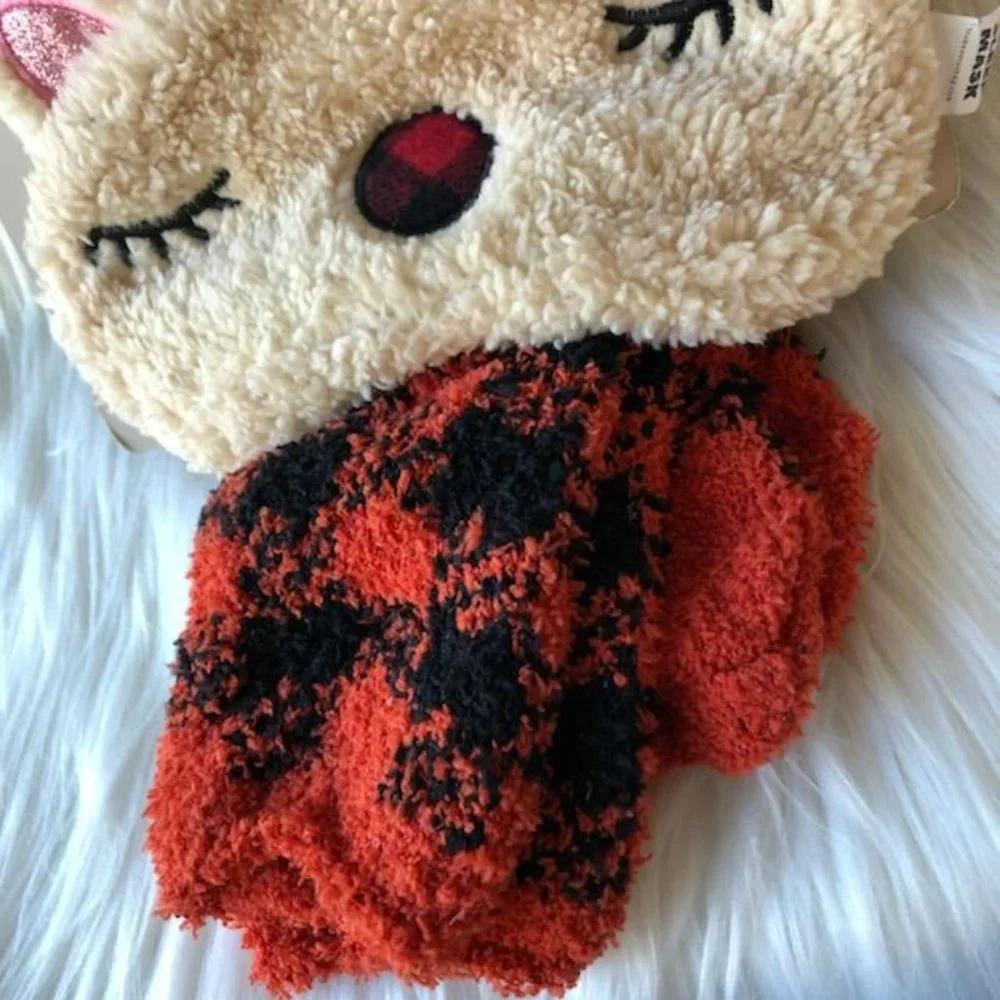 Warm & Cozy Cuddle Set