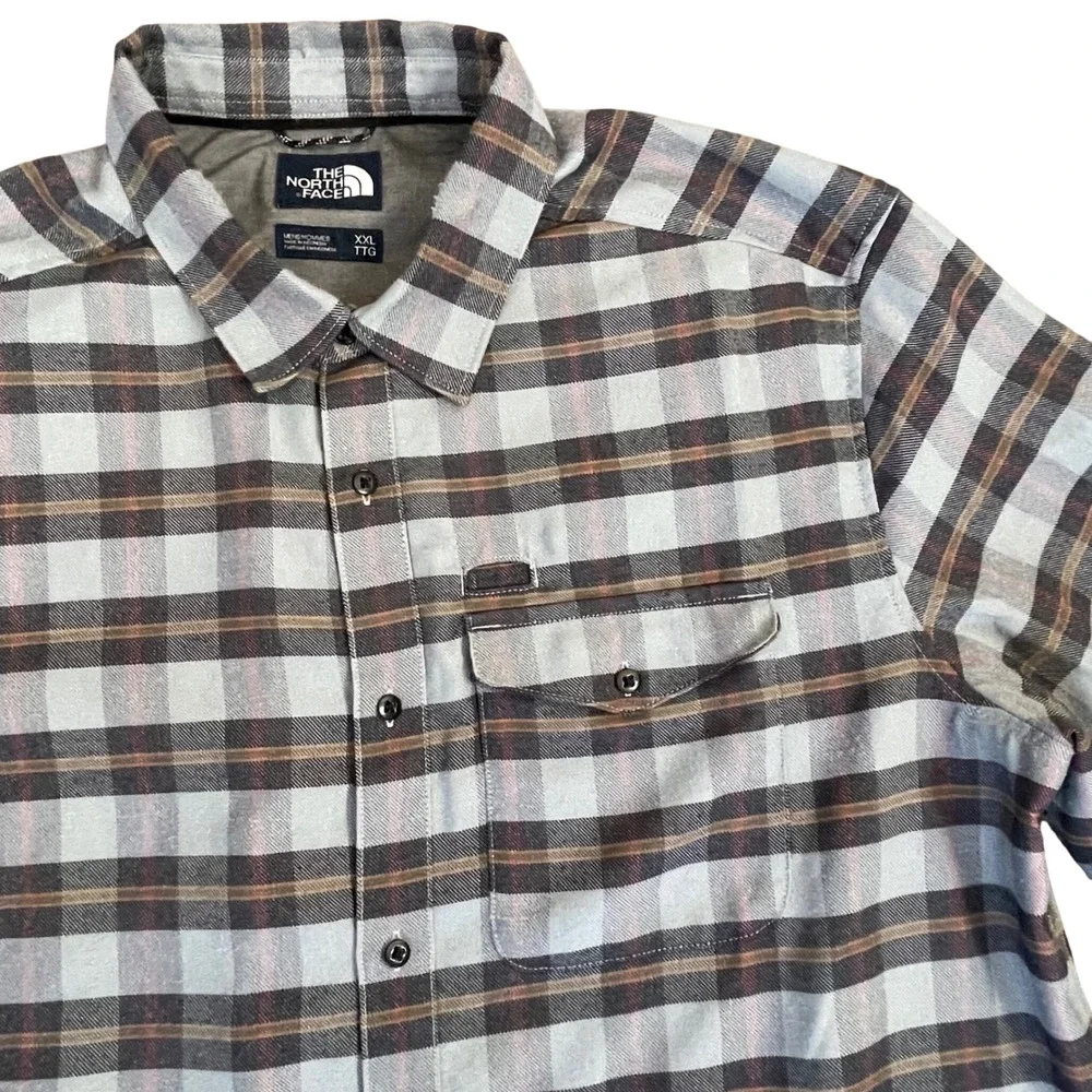 The North Face Mens XXL Blue Plaid Flannel Long Sleeve Button‎ Down Shirt Logo