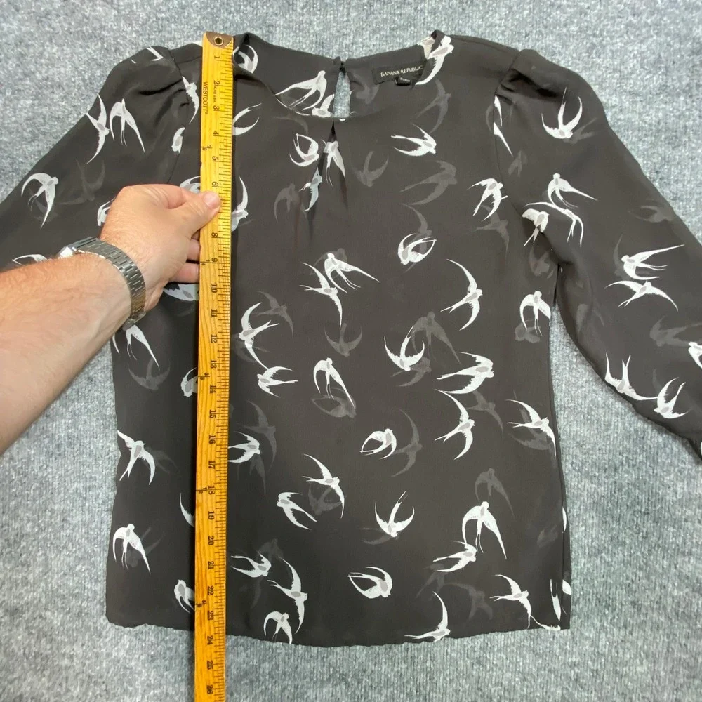 Banana Republic Womens XS‎ Brown Bird Print Chiffon 3/4 Sleeve Keyhole Blouse