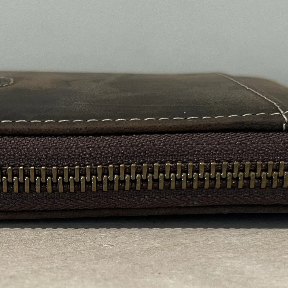 N/A leather zipper