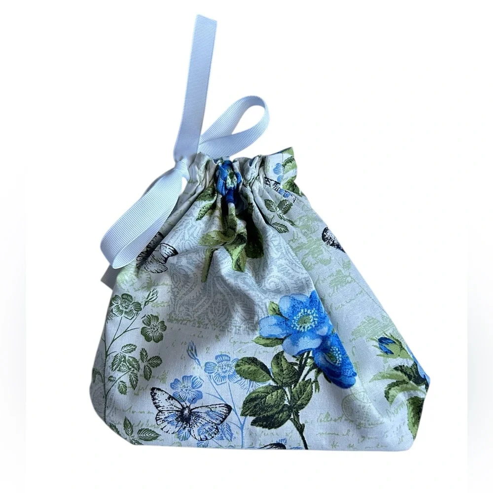 Hand Crafted elegant drawstring