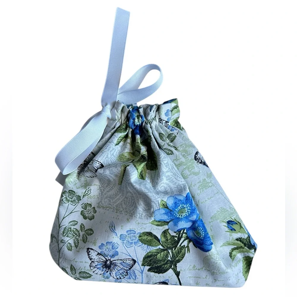 Hand Crafted elegant drawstring