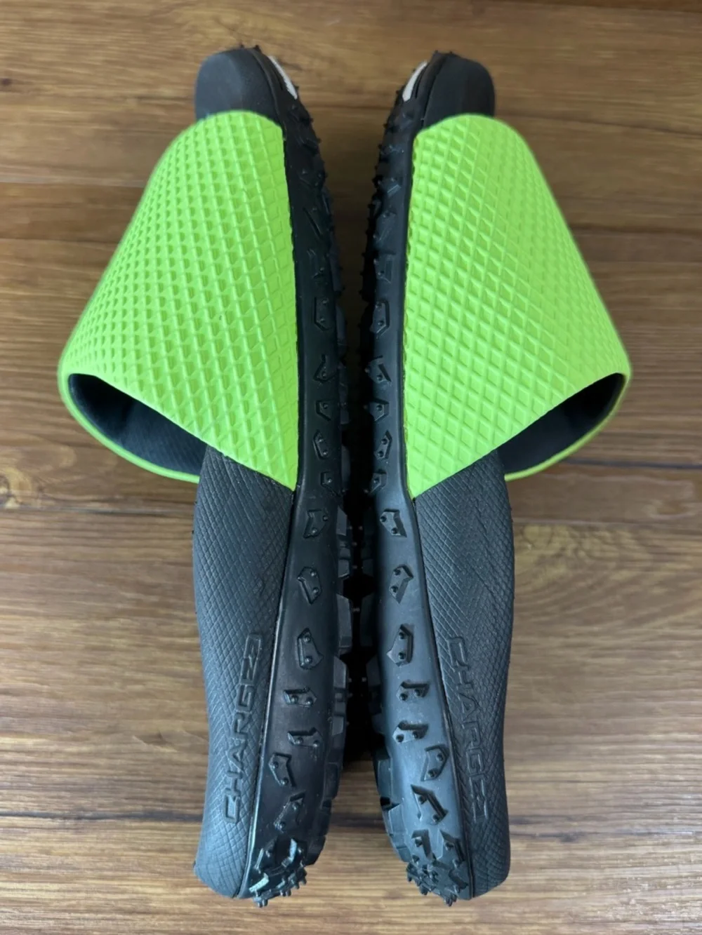Under Armour see please sure