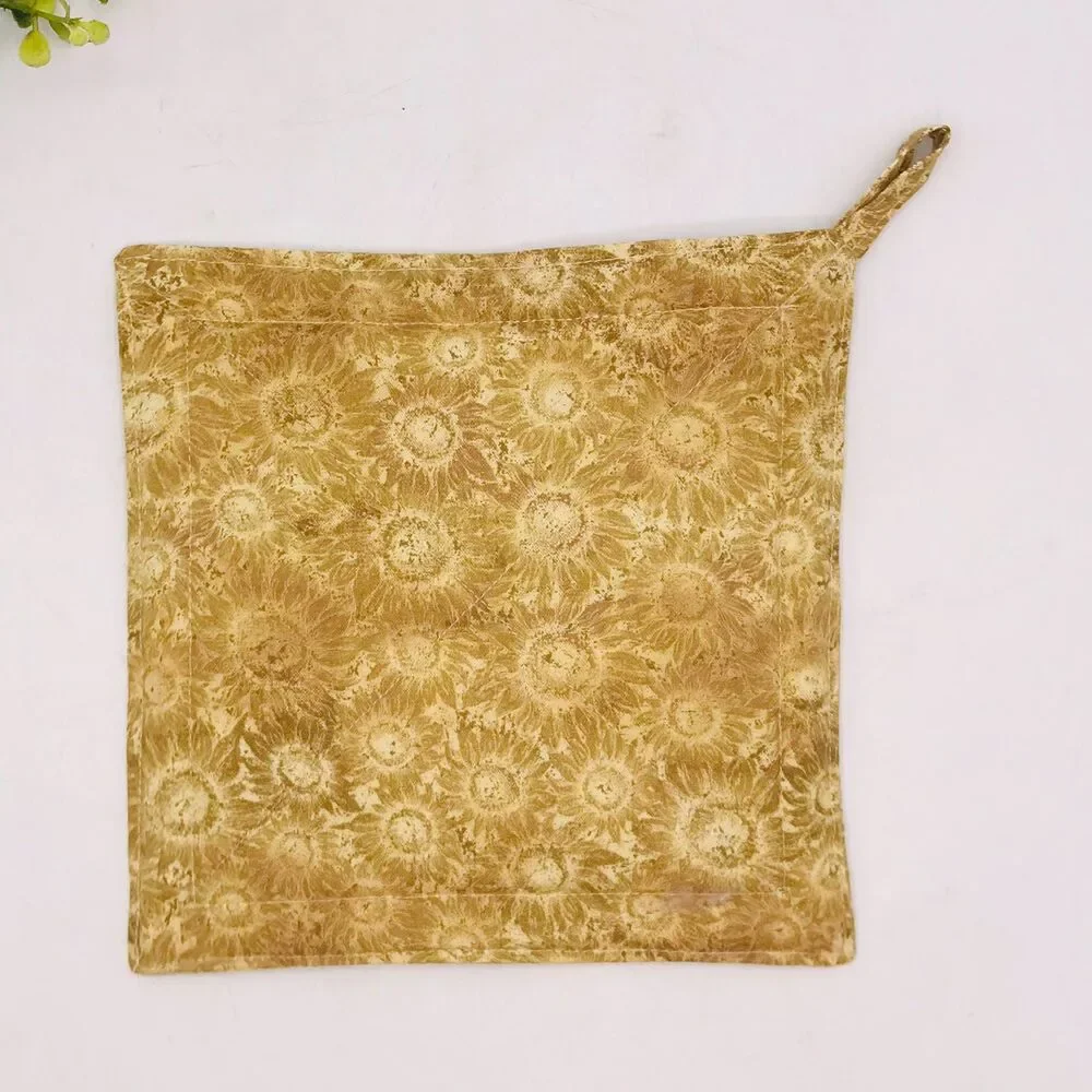 2 Square Potholders, Neutral Tan Floral Cottage Core Kitchen 7x7 Inches