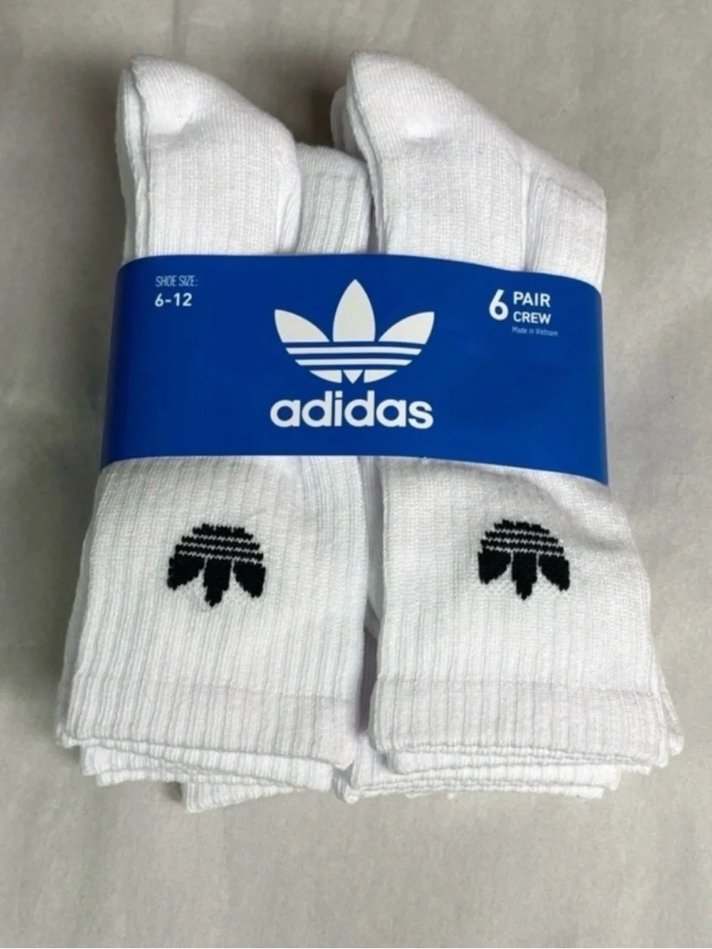 New Adidas Socks Men’s 6 Pair White Crew Socks Casual Athletic Activewear