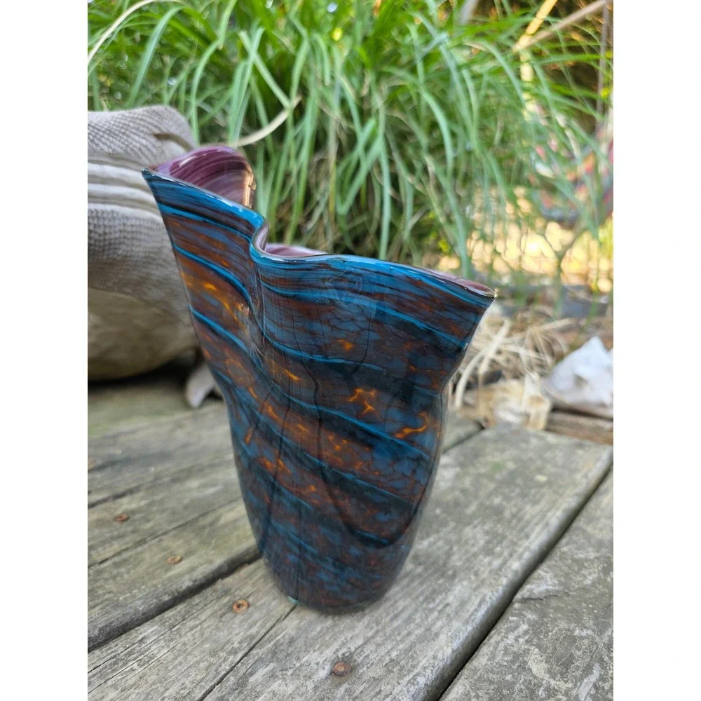 HGT Home Design tabletop swirl glass
