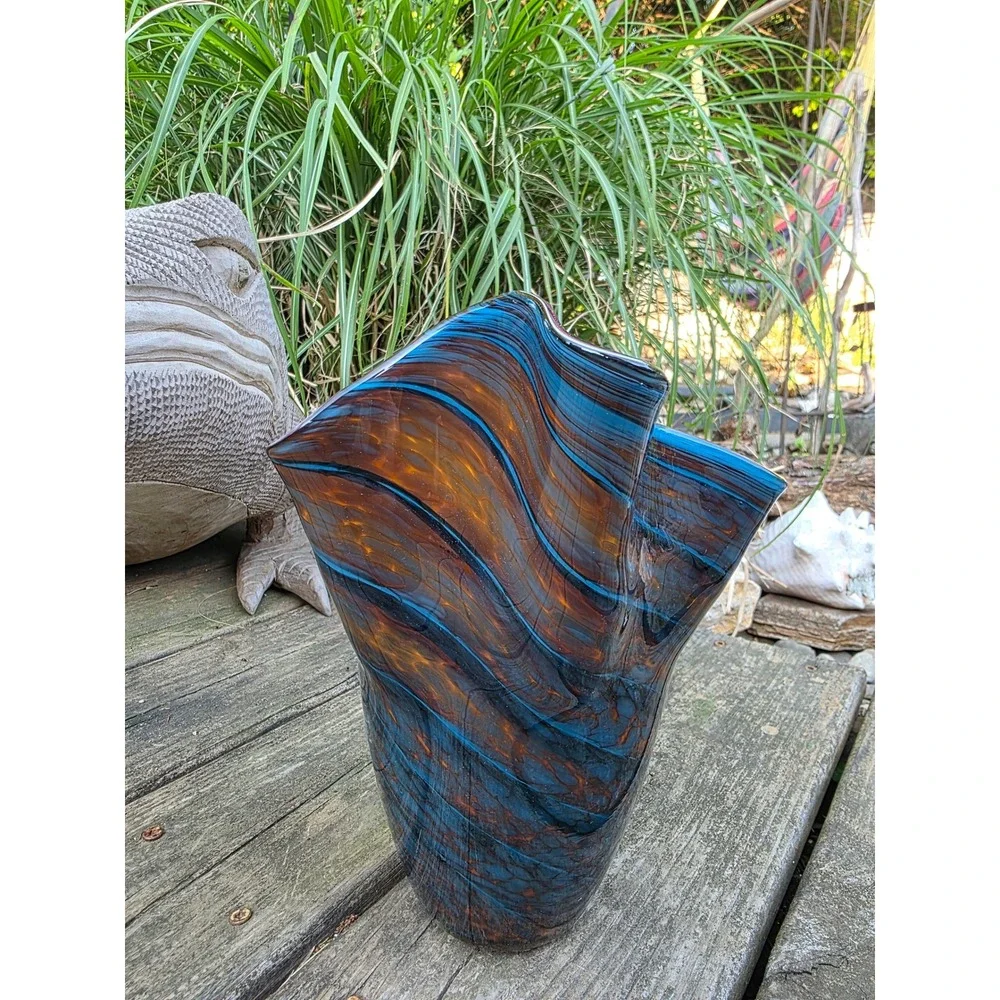 HGT Home Design glass handmade