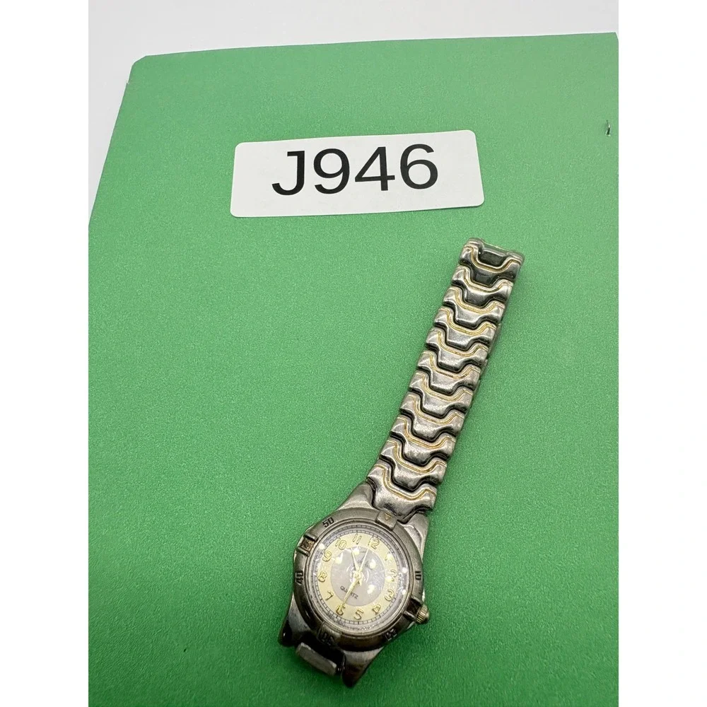 John Weitz LJW306 Two Tone Silver Gold Quartz Watch Japan Movt Mens Womens‎