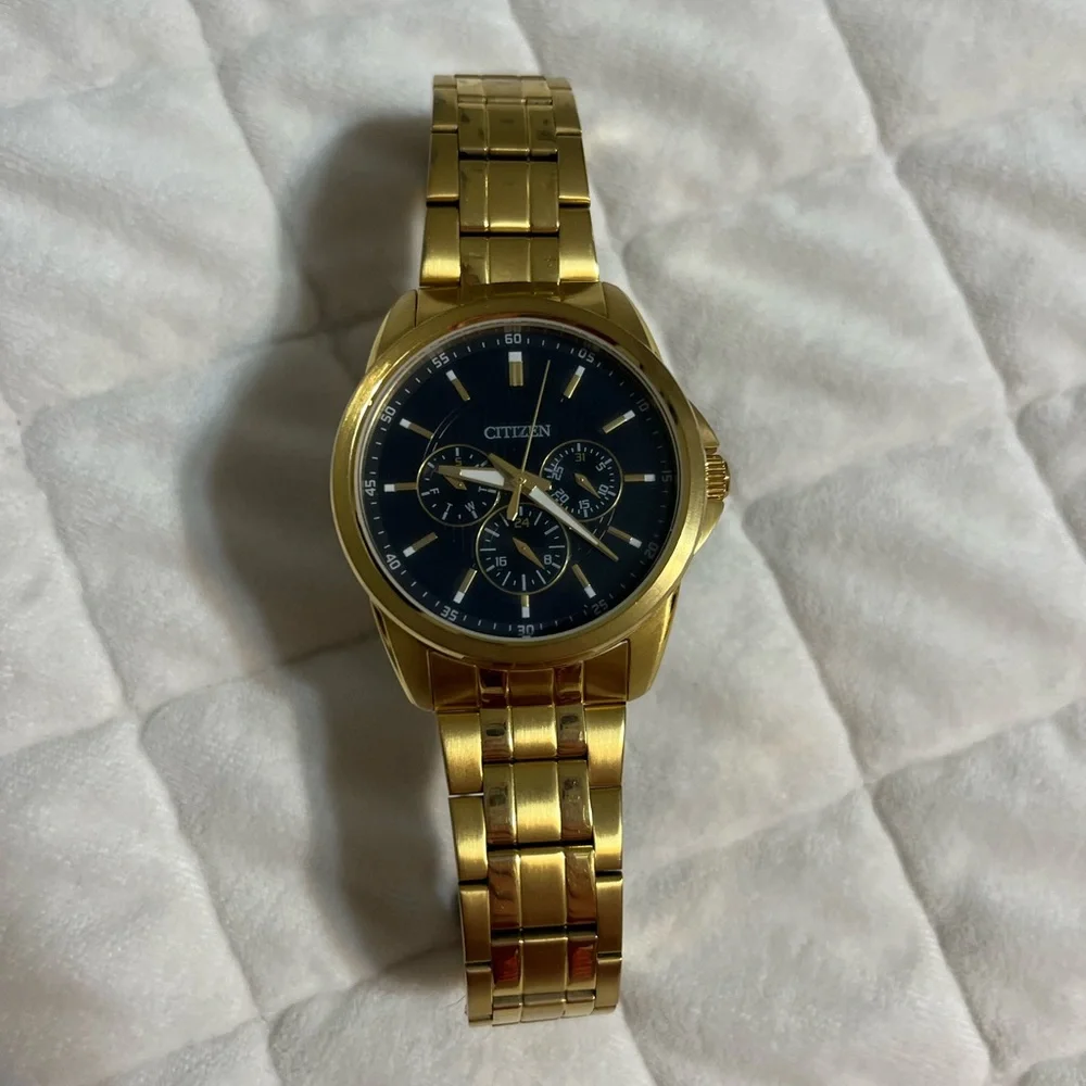 Gold Stainless Steel Men's Watch with Blue Dial