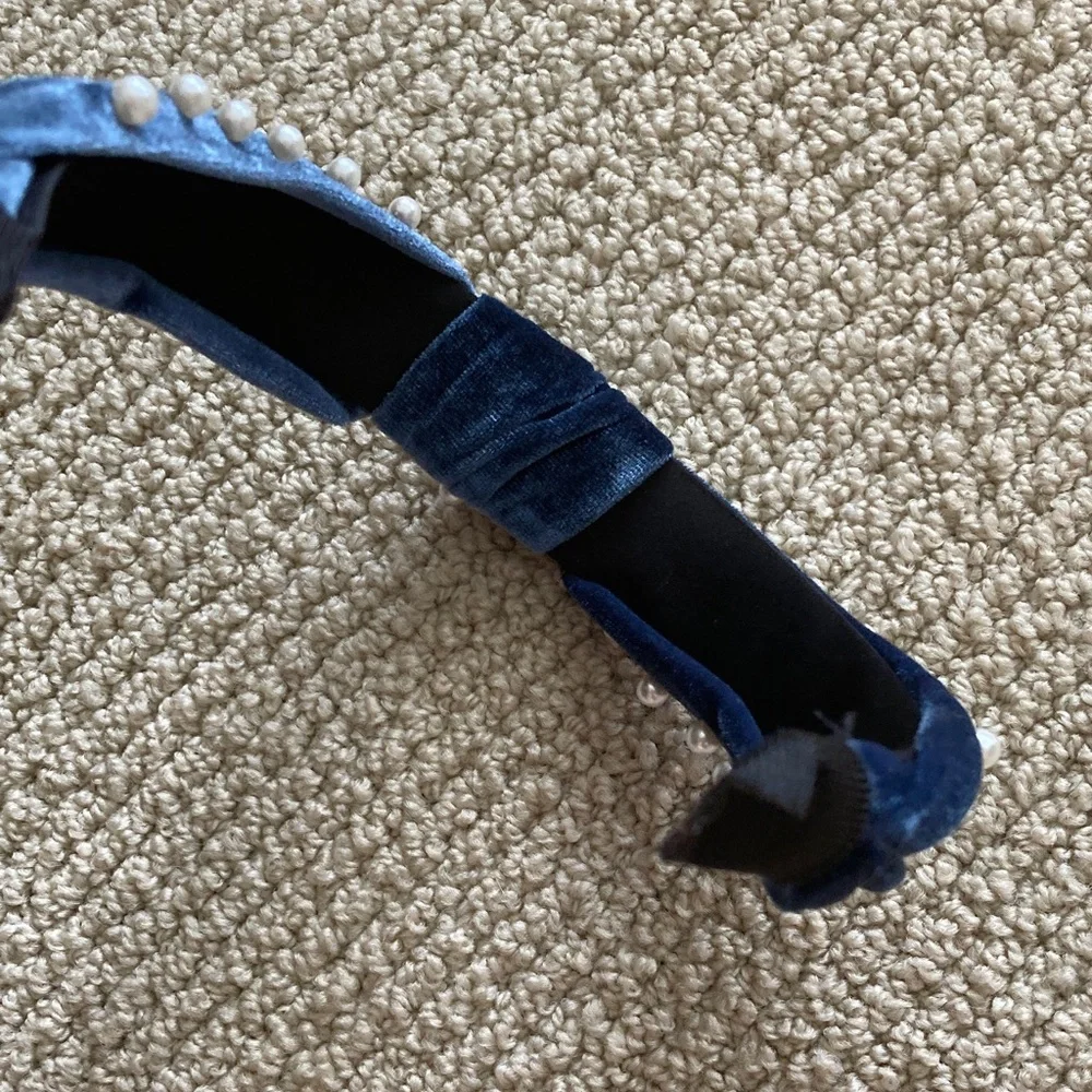 N/A stylish blue